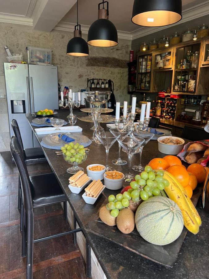Le Loriot Bed & Breakfast Champagne-et-Fontaine ภายนอก รูปภาพ